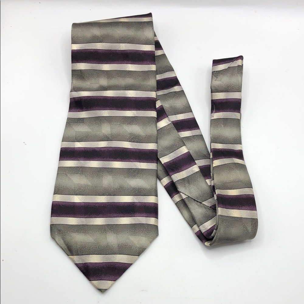 Vintage Ziggurat by Mulberry Neckwear Silk Tie